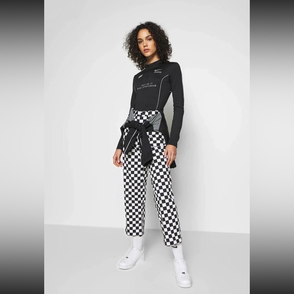 Nike sportswear DNA long sleeve bodysuit